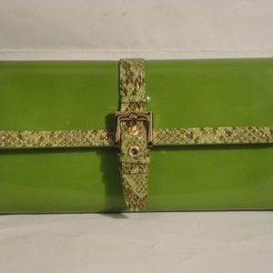 HYPE  Green Patent Leather Clutch Wallet